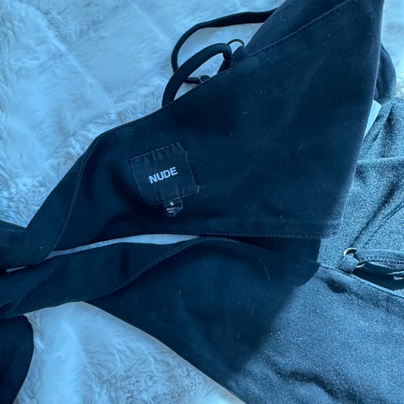 Nude Black Crop Top - Picture 3 of 3